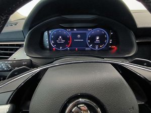 Skoda Kamiq 1.5 Tsi 150 Cv Dsg Ambition  - Foto 17