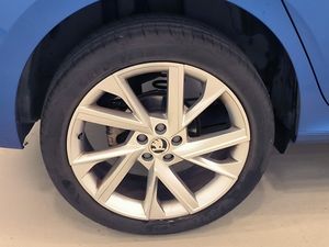 Skoda Kamiq 1.5 Tsi 150 Cv Sport  - Foto 8