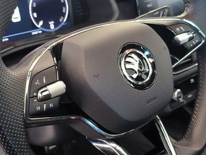 Skoda Kamiq 1.5 Tsi 150 Cv Sport  - Foto 11