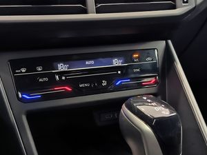 Volkswagen Taigo 1.0 Tsi 115 Cv Dsg R-line  - Foto 17