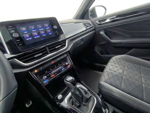 Volkswagen T-roc 1.5 Tsi 150 Cv Dsg R-line  - Foto 19