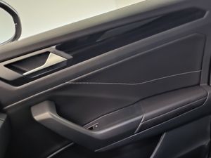 Volkswagen T-roc 1.5 Tsi 150 Cv Dsg R-line  - Foto 18