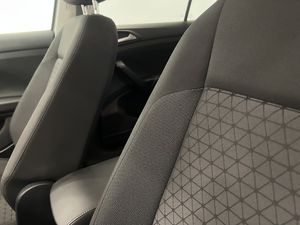 Volkswagen T-Cross 1.0 tsi 110 cv dsg advance  - Foto 13