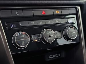 Volkswagen T-roc 1.6 Tdi 115 Cv Advance  - Foto 17