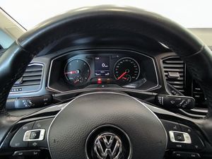 Volkswagen T-roc 1.6 Tdi 115 Cv Advance  - Foto 19