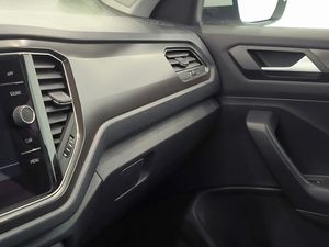 Volkswagen T-roc 1.6 Tdi 115 Cv Advance  - Foto 15