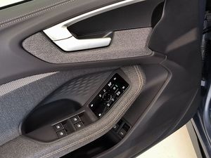 Audi A5 Sedan Black Line Tfsi E Quattro 220 Kw S T  - Foto 13