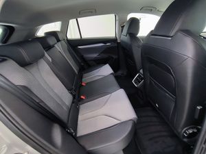 Skoda Enyaq 286 Cv Motor Dual  - Foto 6