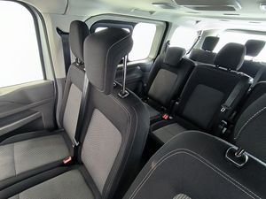 Volkswagen Caravelle 2.0 Tdi 150 Cv Automatica 8 Velocidades  - Foto 19