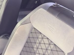 Volkswagen T-roc 1.5 Tsi 150 Cv Dsg R-line  - Foto 15