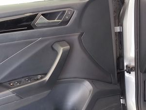 Volkswagen T-roc 1.5 Tsi 150 Cv Dsg R-line  - Foto 16