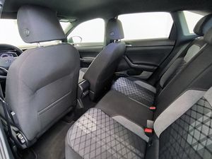 Volkswagen Taigo 1.5 Tsi 150 Cv Dsg R-line  - Foto 10