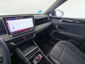 Volkswagen Tiguan R-line 1.5 Tsi Ehybrid 130 Kw 177 Cv / 85 K  - Foto 9