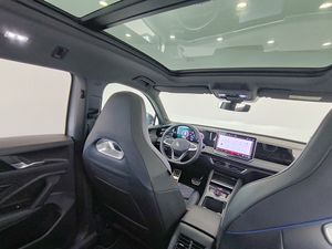 Volkswagen Tiguan R-line 1.5 Tsi Ehybrid 130 Kw 177 Cv / 85 K  - Foto 12