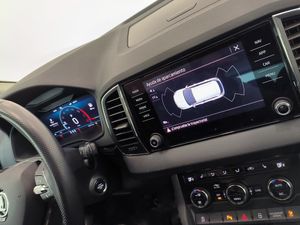Skoda Karoq 1.5 Tsi 150 Cv Dsg Style  - Foto 18