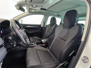 Skoda Karoq 1.5 Tsi 150 Cv Dsg Style  - Foto 13
