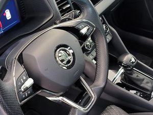 Skoda Karoq 1.5 Tsi 150 Cv Dsg Style  - Foto 11