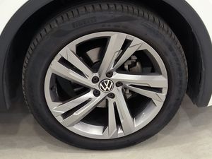 Volkswagen Tiguan 2.0 Tdi 150 Cv Dsg R-line  - Foto 8
