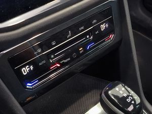 Volkswagen Tiguan 2.0 Tdi 150 Cv Dsg R-line  - Foto 16