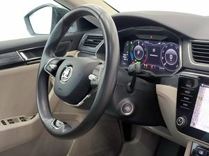 Skoda Superb 1.4 Tsi Phev Style Dsg 218 Cv  - Foto 9