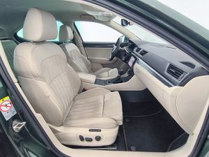Skoda Superb 1.4 Tsi Phev Style Dsg 218 Cv  - Foto 5