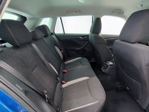 Skoda Kamiq 1.5 Tsi 150 Cv Dsg Style  - Foto 6