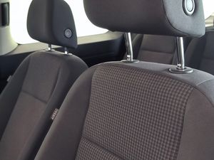 Volkswagen Caddy Maxi 2.0 Tdi 102 Cv Origin  - Foto 17