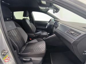 Volkswagen Taigo 1.0 Tsi 115 Cv Dsg R-line  - Foto 5