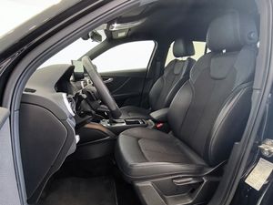 Audi Q2 35 Tfsi 150 Cv Stronic Black Line  - Foto 13