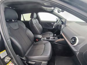 Audi Q2 35 Tfsi 150 Cv Stronic Black Line  - Foto 9