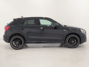 Audi Q2 35 Tfsi 150 Cv Stronic Black Line  - Foto 3