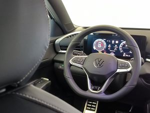 Volkswagen T-roc R-line 1st Edition 1.5 Etsi 150 Cv Dsg  - Foto 9