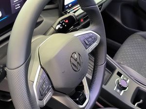 Volkswagen T-roc R-line 1st Edition 1.5 Etsi 150 Cv Dsg  - Foto 12