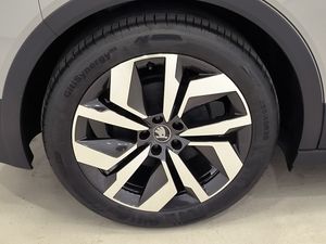 Skoda Elroq 85 Sportline 85kwh Batterie 210kw(286cv)  - Foto 8