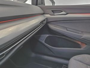 Volkswagen Golf 1.0 Tsi 110 Cv Life  - Foto 10