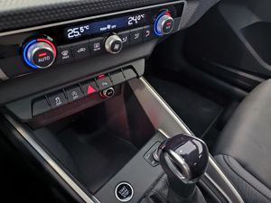 Audi A1 Sb 30 Tfsi 116 Cv Stronic Black Edition  - Foto 17