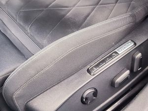 Volkswagen Golf 1.5 Etsi 150 Cv Dsg Style  - Foto 13