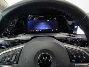 Volkswagen Golf 1.5 Etsi 150 Cv Dsg Style  - Foto 17