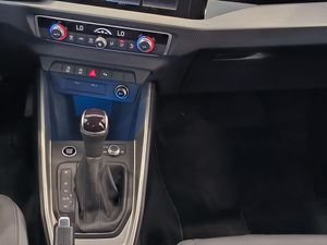 Audi A1 Sb 30 Tfsi 116cv Stronic Black  - Foto 20