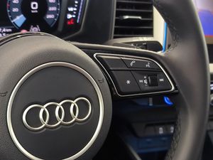 Audi A1 Sb 30 Tfsi 116cv Stronic Black  - Foto 16