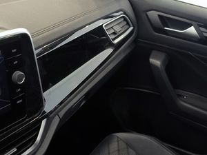 Volkswagen T-roc 15 Tsi 150cv Dsg R-line  - Foto 17