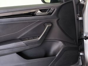 Volkswagen T-roc 15 Tsi 150cv Dsg R-line  - Foto 15