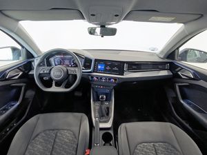 Audi A1 sb 30 tfsi 116 cv stronic black edition  - Foto 7