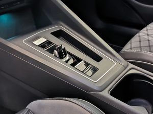 Volkswagen Golf R-line 1.5 Etsi 110kw (150cv) Dsg  - Foto 13
