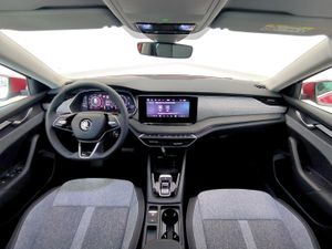 Skoda Octavia Combi 2.0 Tdi 110kw (150cv) Dsg Plus  - Foto 4
