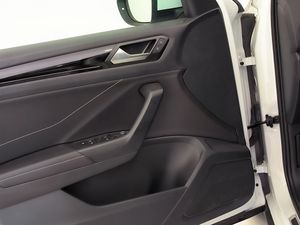 Volkswagen T-roc 1.5 Tsi 150 Cv Dsg Rline  - Foto 9