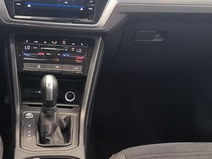 Volkswagen Touran 20 Tdi 150cv Dsg Advance  - Foto 9