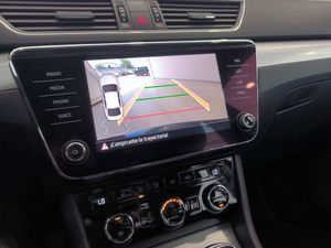 Skoda Superb 2.0 Tdi 150 Cv Dsg Ambition  - Foto 14