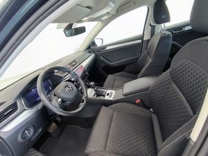 Skoda Superb 2.0 Tdi 150 Cv Dsg Ambition  - Foto 9