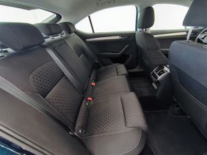 Skoda Superb 2.0 Tdi 150 Cv Dsg Ambition  - Foto 6